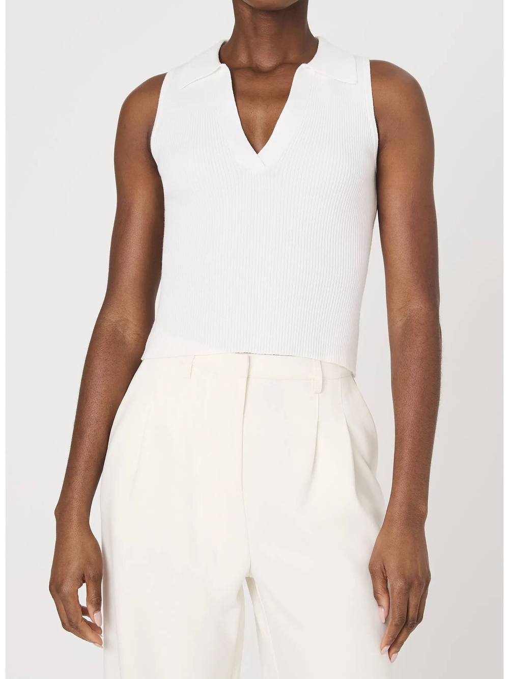 French Connection Mozza Sleeveles Johnny Collar Rib Sweater